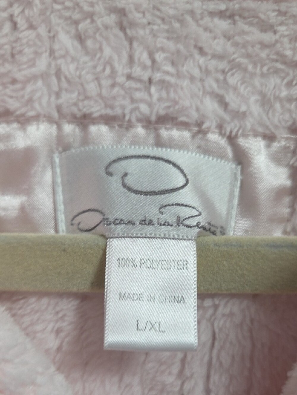 Oscar de la Renta Pink Ribbed Zip-Front Robe - Picture 3 of 6